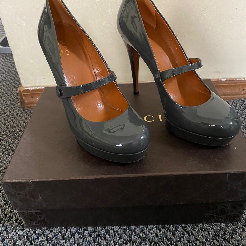 Gucci Mary Jane Patent Leather Heels - Picture 5 of 9